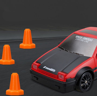 Serenosole™ DriftBlaze Driftspielzeugauto | Schnell, wild und voller Drift-Action